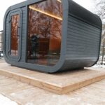 Sauna extérieur Luna 3,3 x 2,4 m avec vestiaire - vue extérieure