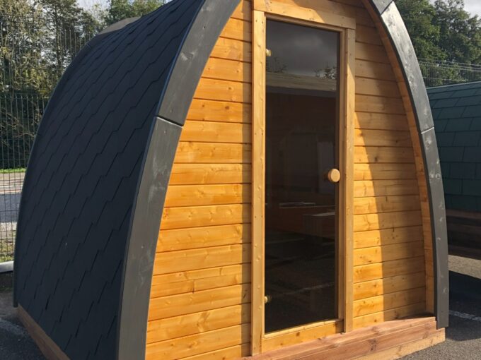 Sauna pod extérieur 2,4 x 2,3 m - vue extérieure