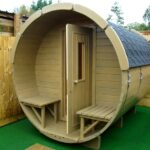 Sauna tonneau extérieur Ø2,2 x 3,5 m Sauna tonneau en bois thermo-traité - vue extérieure