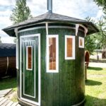Sauna extérieur vertical ovale tonneau - vue extérieure