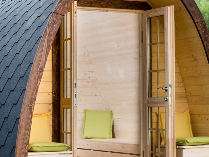 Pod de camping en bois 2,4 x 3 m - vue extérieure