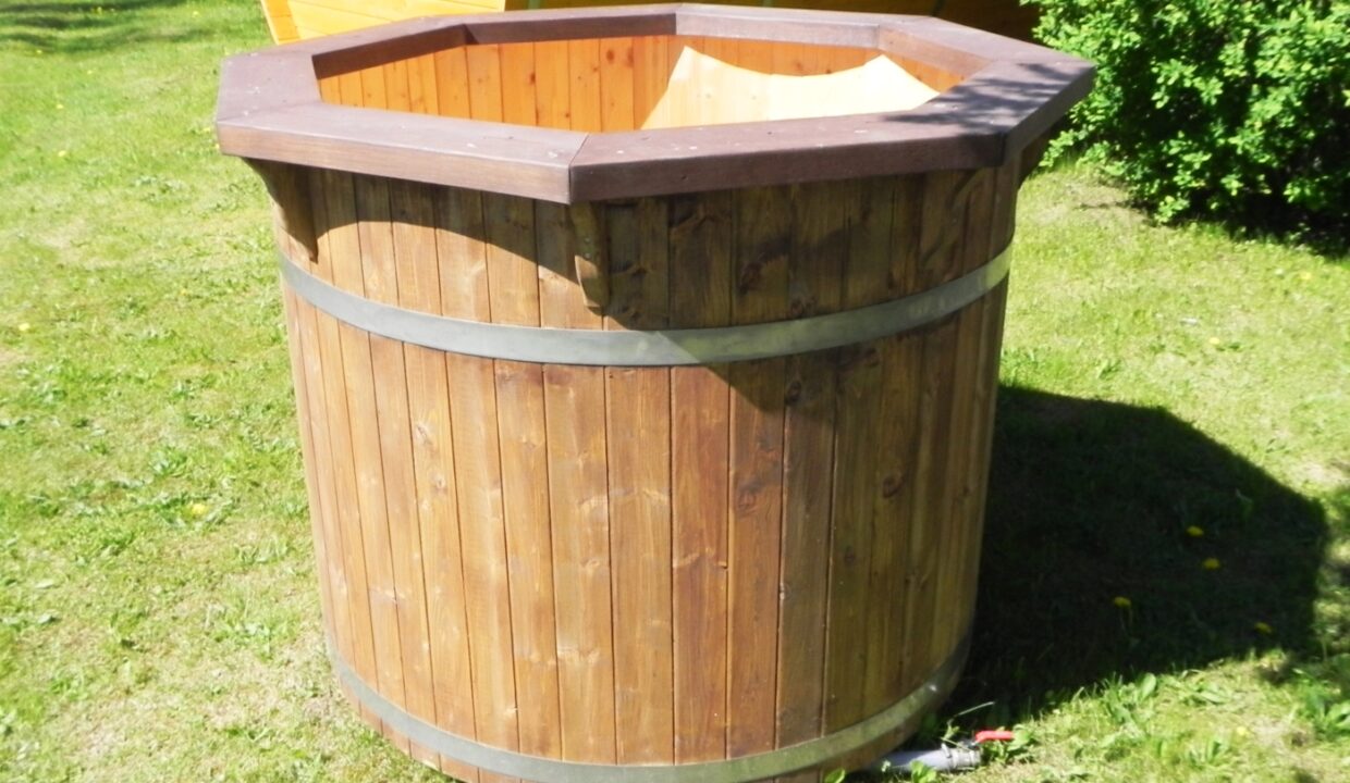 Bain froid en épicéa Ø 1,2 m - vue complémentaire