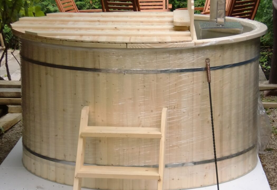 Bain nordique en polypropylène Ø 1,5 m - vue complémentaire