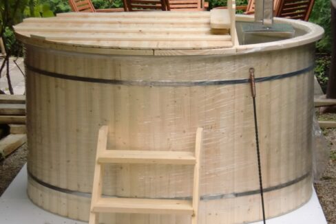 Bain nordique en polypropylène Ø 1,5 m - vue complémentaire