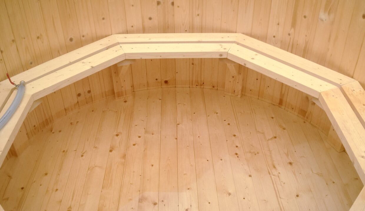 Bain nordique en épicéa Ø 2,2 m - vue complémentaire