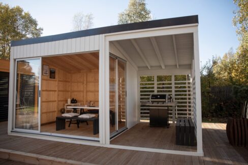 Cube de jardin vitré 3 x 3 m avec extension barbecue 2 x 3 m - vue principale