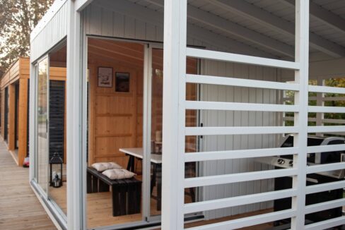 Cube de jardin vitré 3 x 3 m avec extension barbecue 2 x 3 m - vue complémentaire